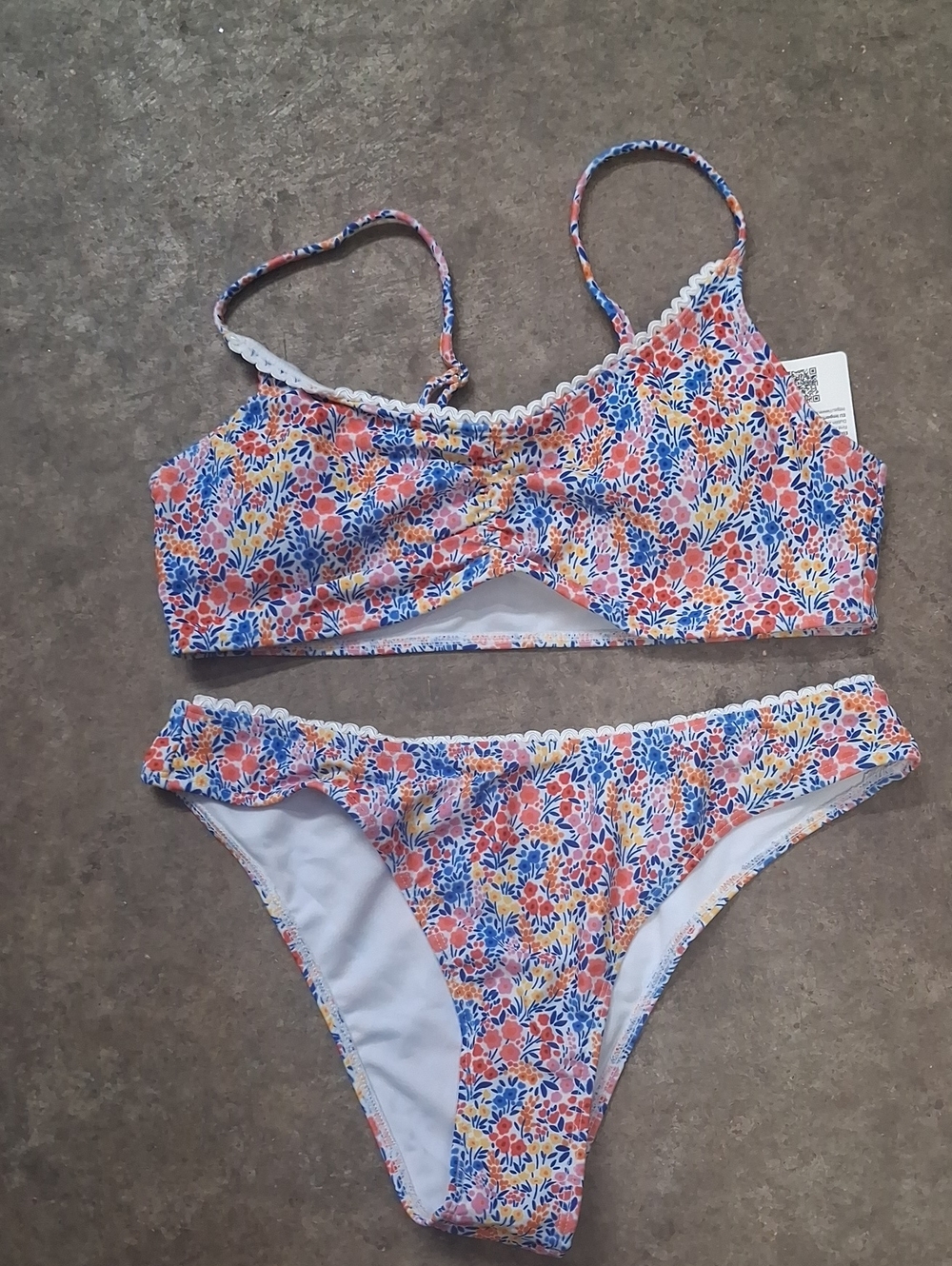 NWT Womens Floral Two-Piece Swim Set - Pink & Blue